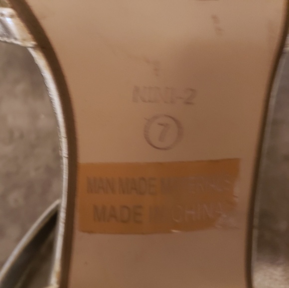 Silver Rhinestone Heel - Picture 3 of 6